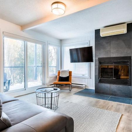 Chic Mt-Tremblant Condo With View On The Lake By Denstays Mont-Tremblant Exteriér fotografie