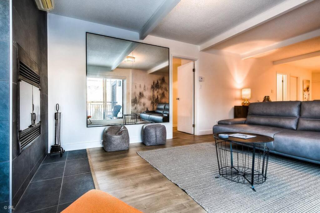 Chic Mt-Tremblant Condo With View On The Lake By Denstays Mont-Tremblant Exteriér fotografie