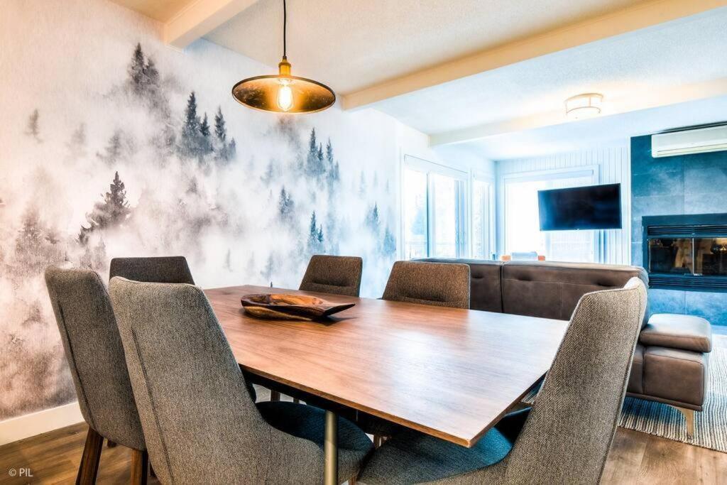 Chic Mt-Tremblant Condo With View On The Lake By Denstays Mont-Tremblant Exteriér fotografie